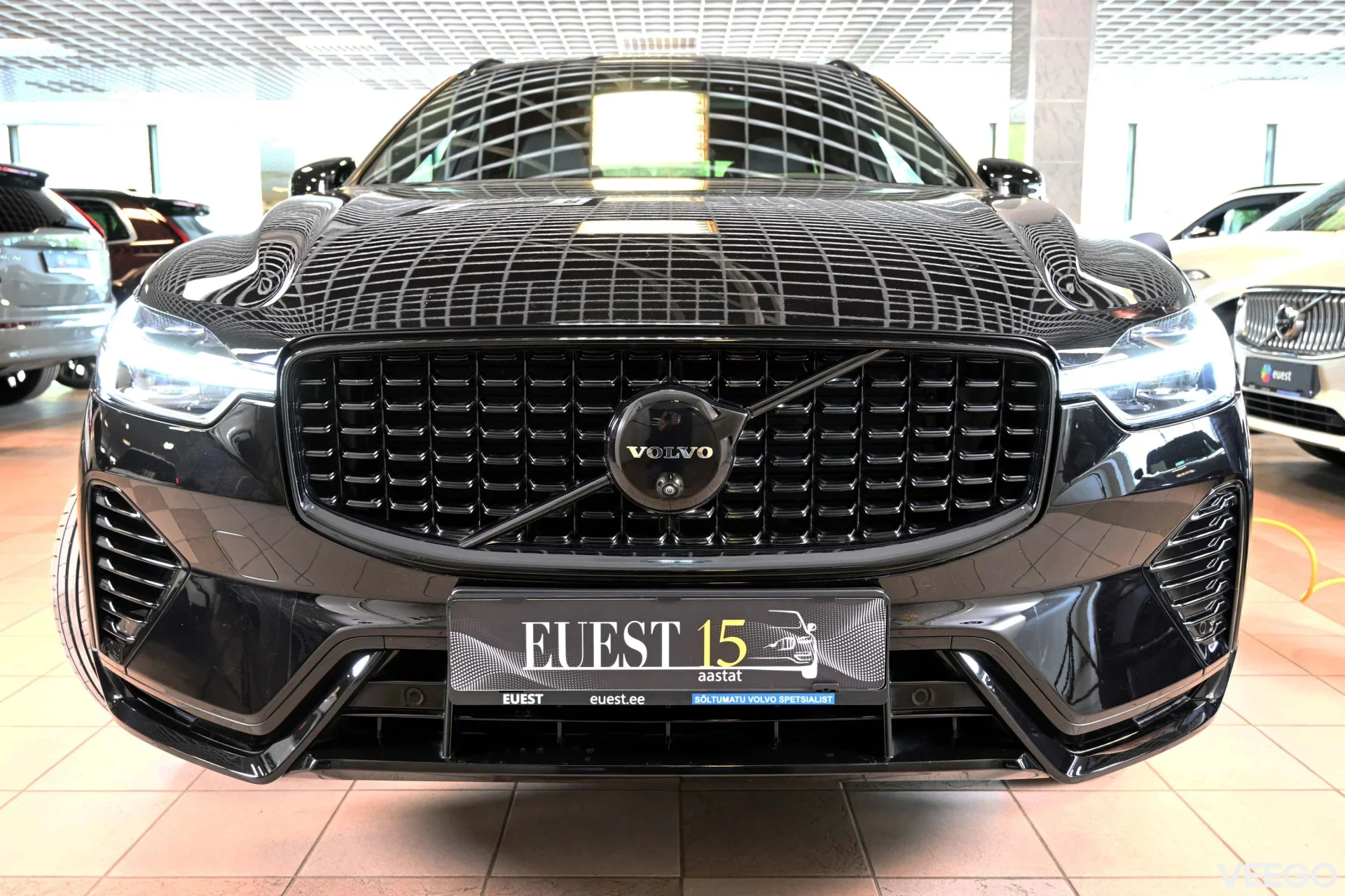 Volvo XC60 AWD T6 H&K BLACK EDITION XENIUM INTELLI PRO 2 293kW