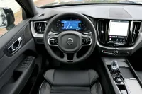 Volvo XC60 AWD T6 H&K BLACK EDITION XENIUM INTELLI PRO 2 293kW thumbnail