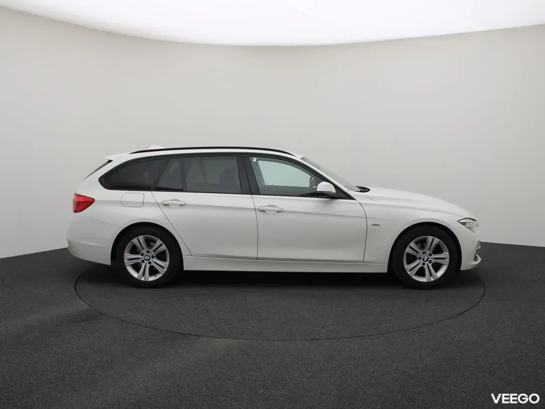 BMW 320 2 135kW