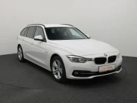 BMW 320 2 135kW thumbnail