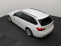 BMW 320 2 135kW thumbnail