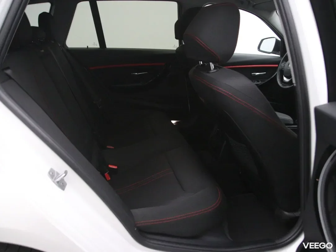 BMW 320 2 135kW