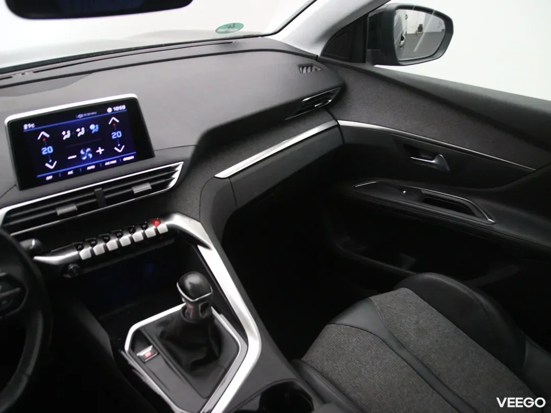 Peugeot 5008 1.6 88kW