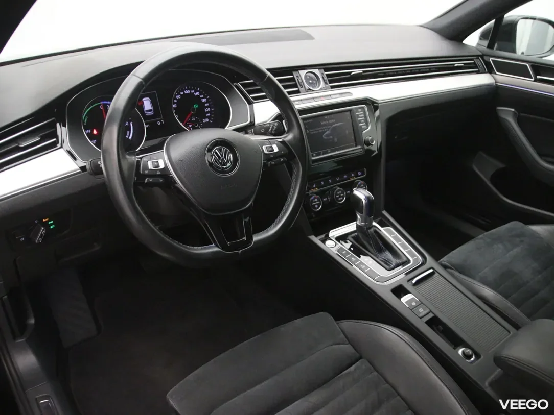 Volkswagen Passat 1.4 160kW