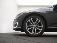 Volkswagen Passat 1.4 160kW thumbnail
