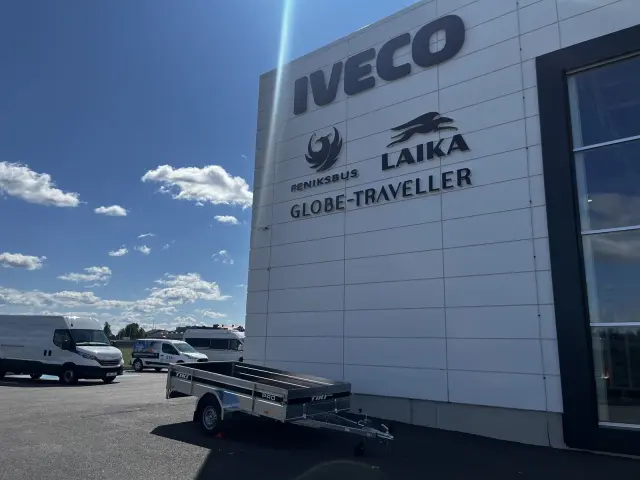 Image of Tiki Treiler 500