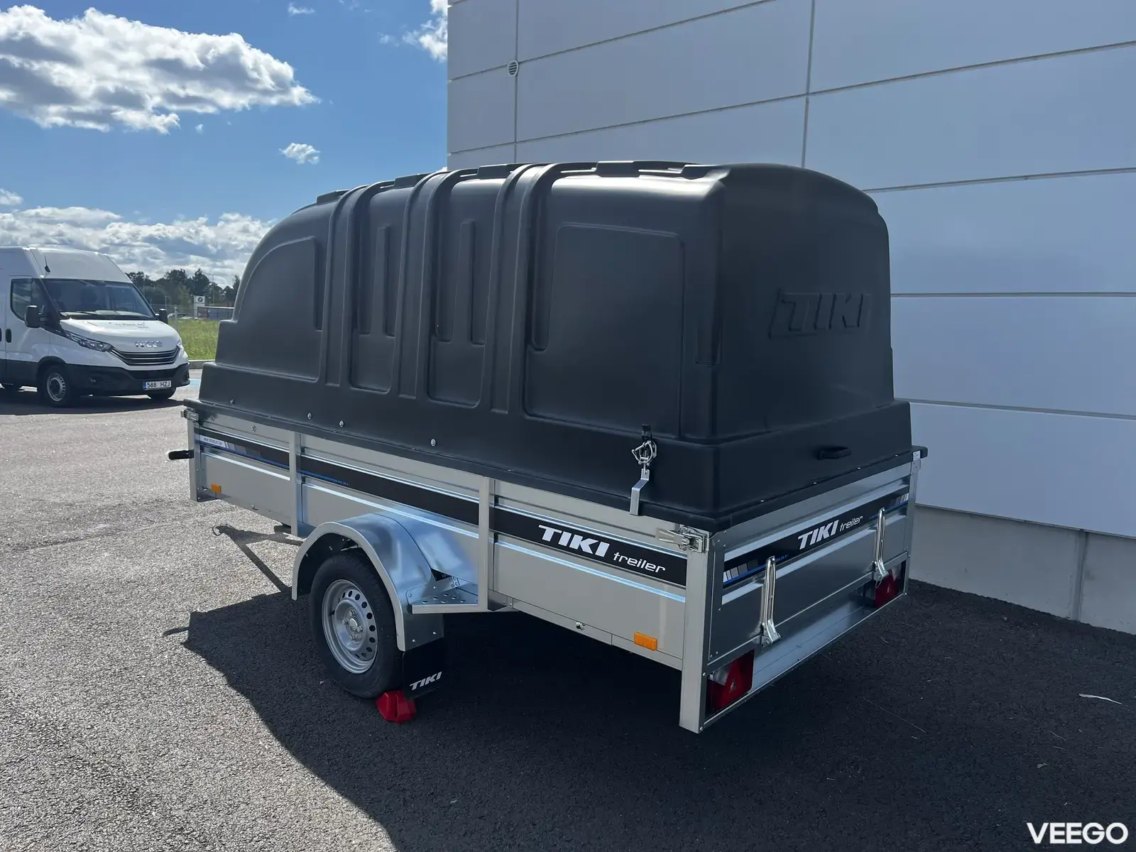 Tiki Treiler 500