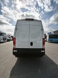 Iveco Daily  35S16V 2.3 115kW thumbnail