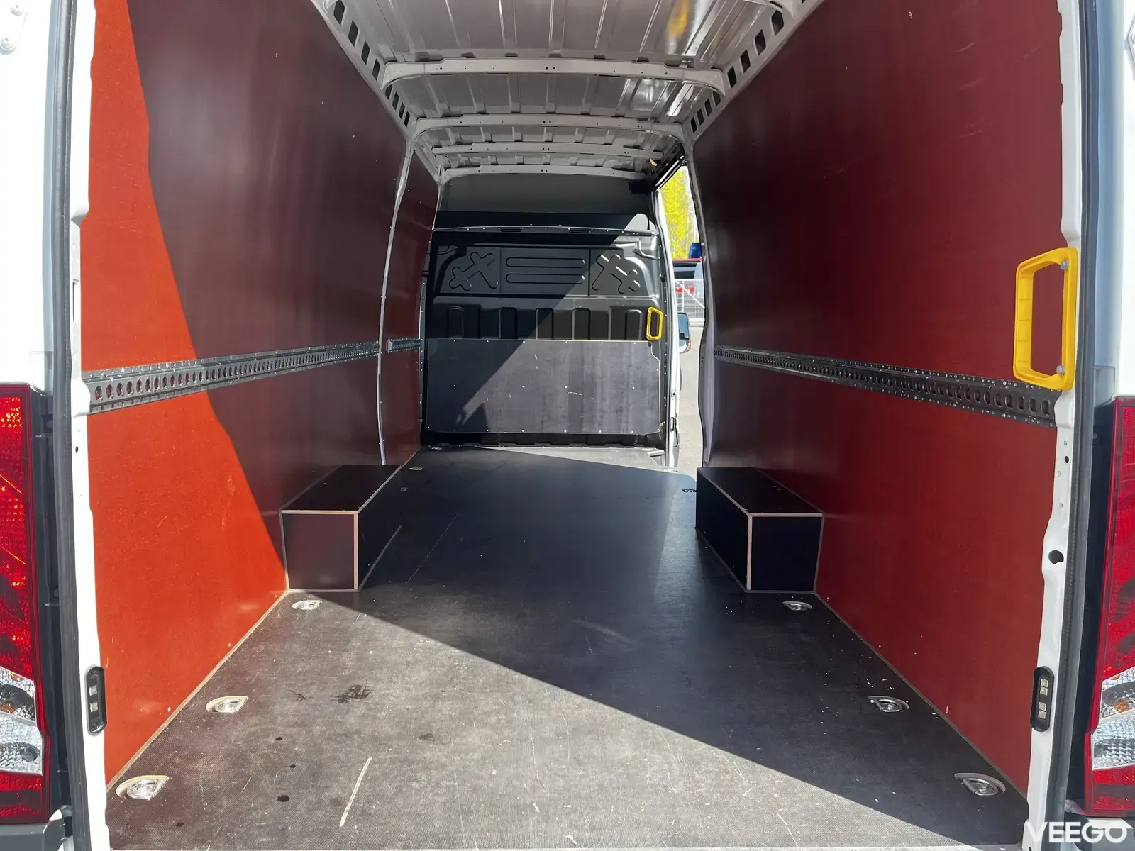 Iveco Daily  35S18HA8 V 16m3 3 129kW