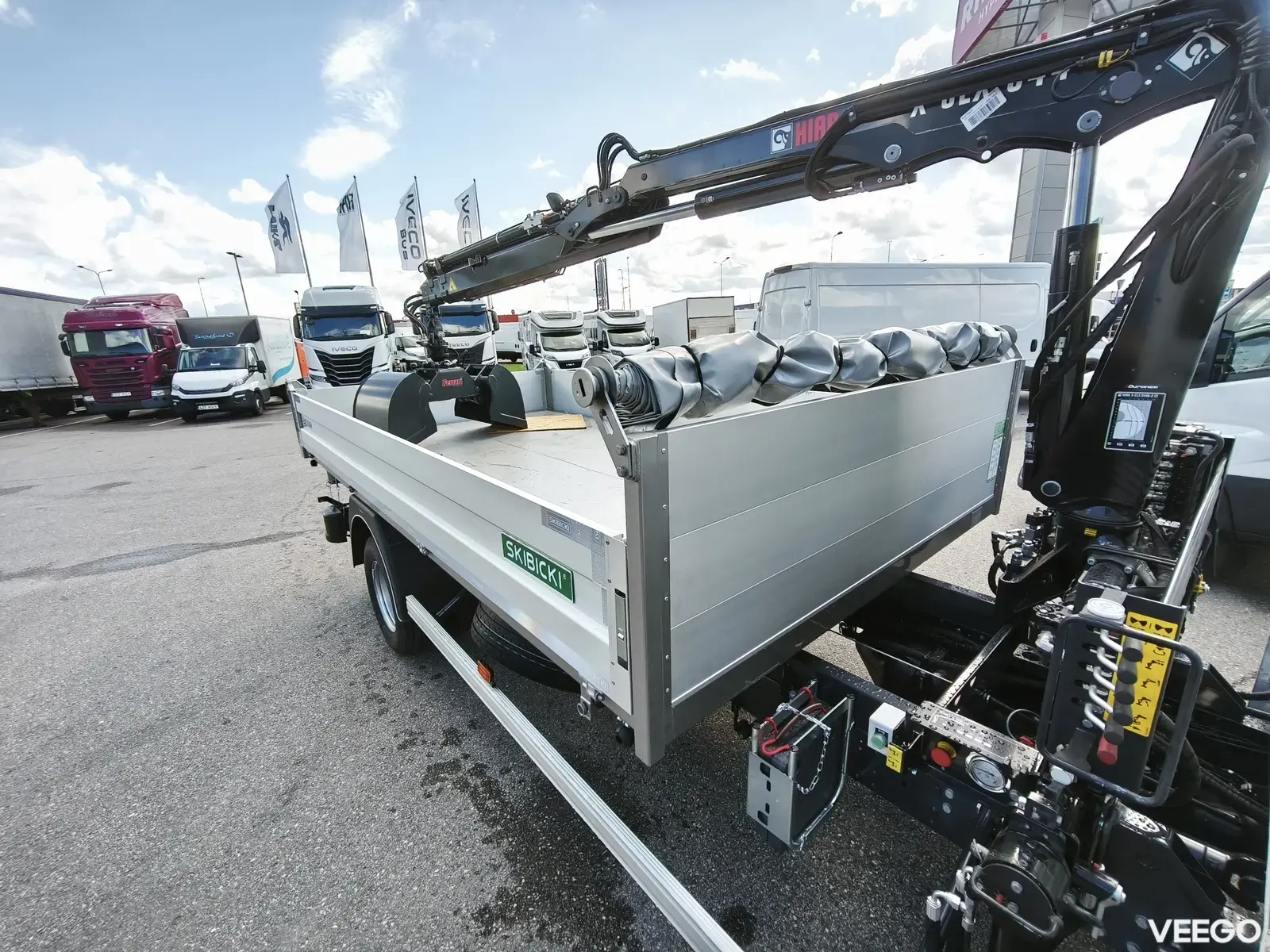 Iveco Daily  70C18H kallur, kraana, greiferkopp 3 129kW