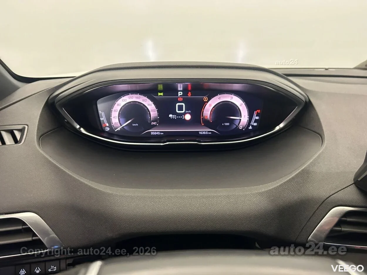 Peugeot 5008 GT 1.5 96kW