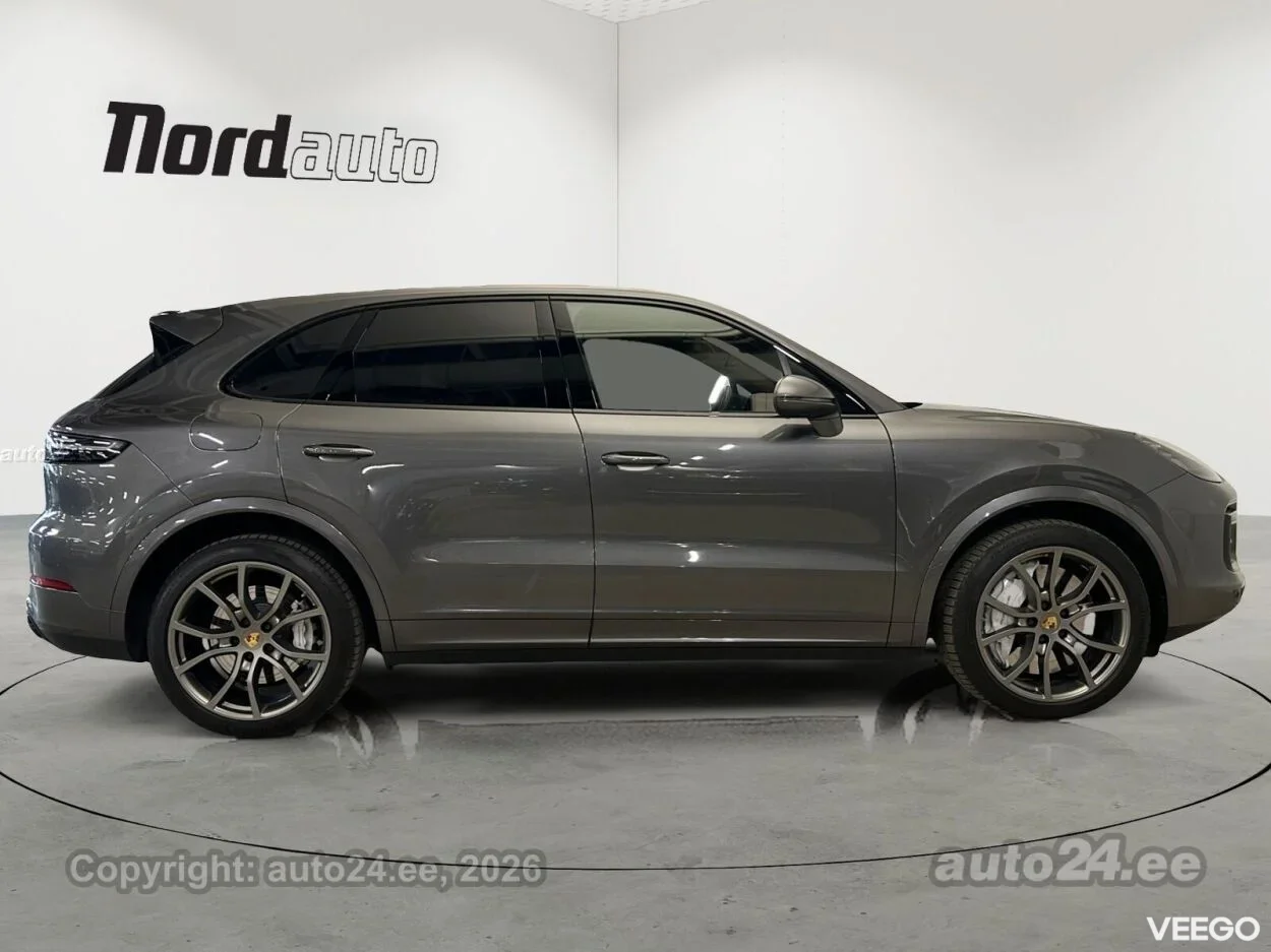 Porsche Cayenne Turbo - 4 404kW