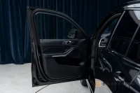 BMW X5 xDrive40d M Sport Sky Lounge HUD 360 Kolfiber MOMS 250kW thumbnail