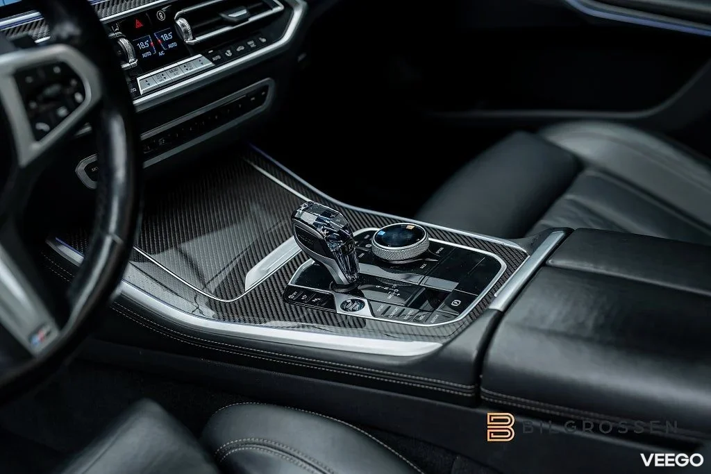 BMW X5 xDrive40d M Sport Sky Lounge HUD 360 Kolfiber MOMS 250kW