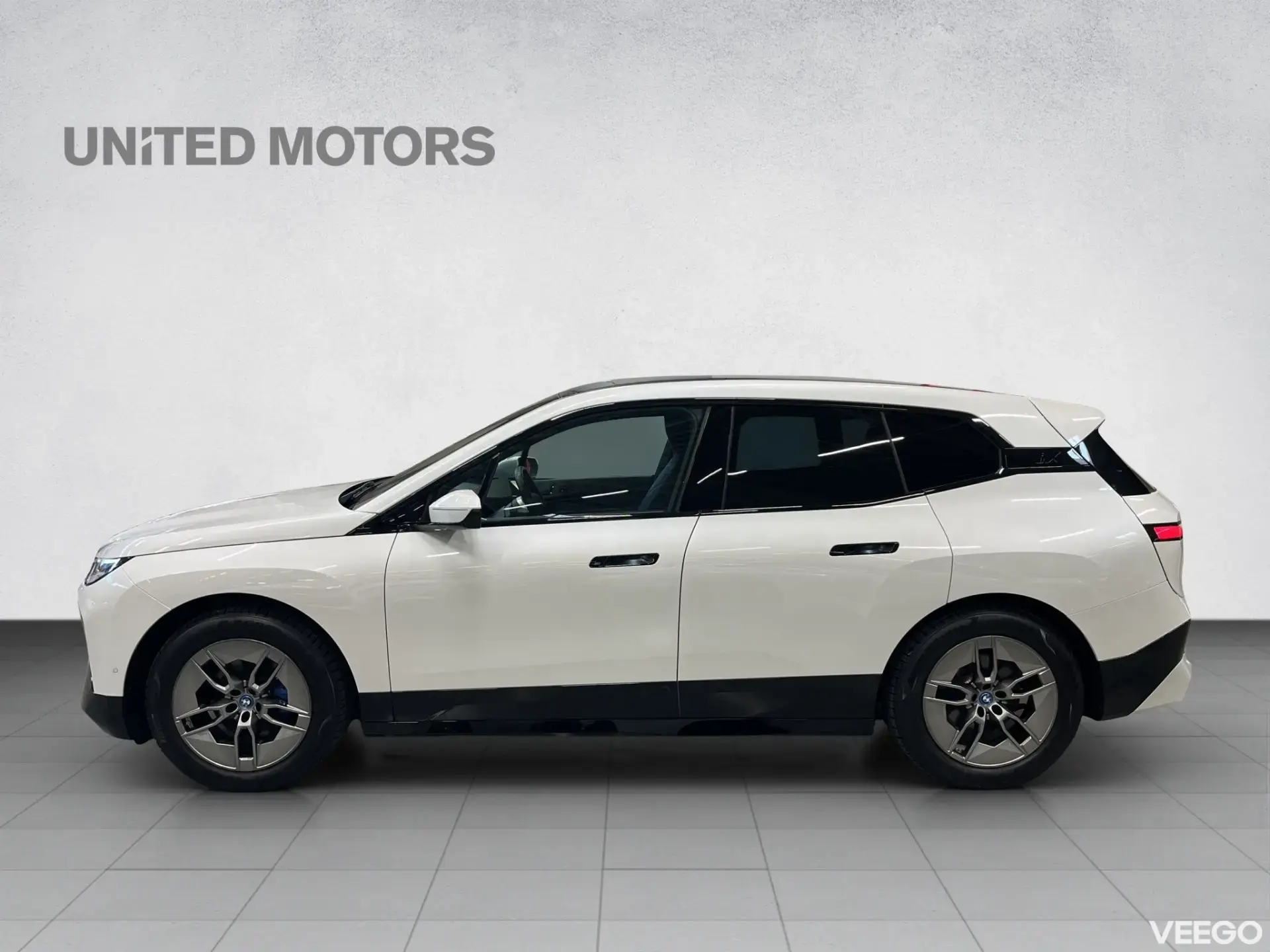 BMW iX Sportpakett 240kW