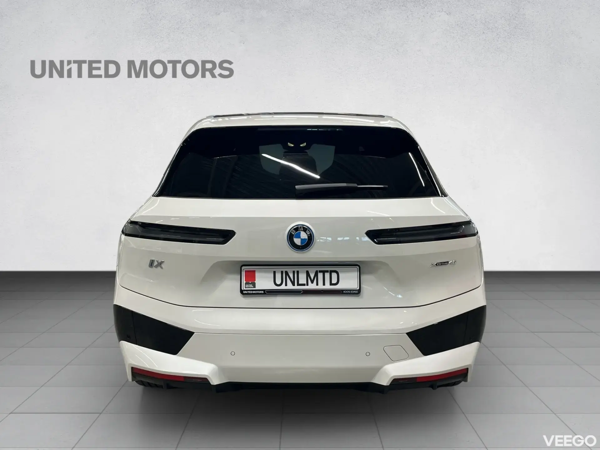 BMW iX Sportpakett 240kW