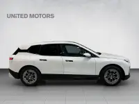 BMW iX Sportpakett 240kW thumbnail