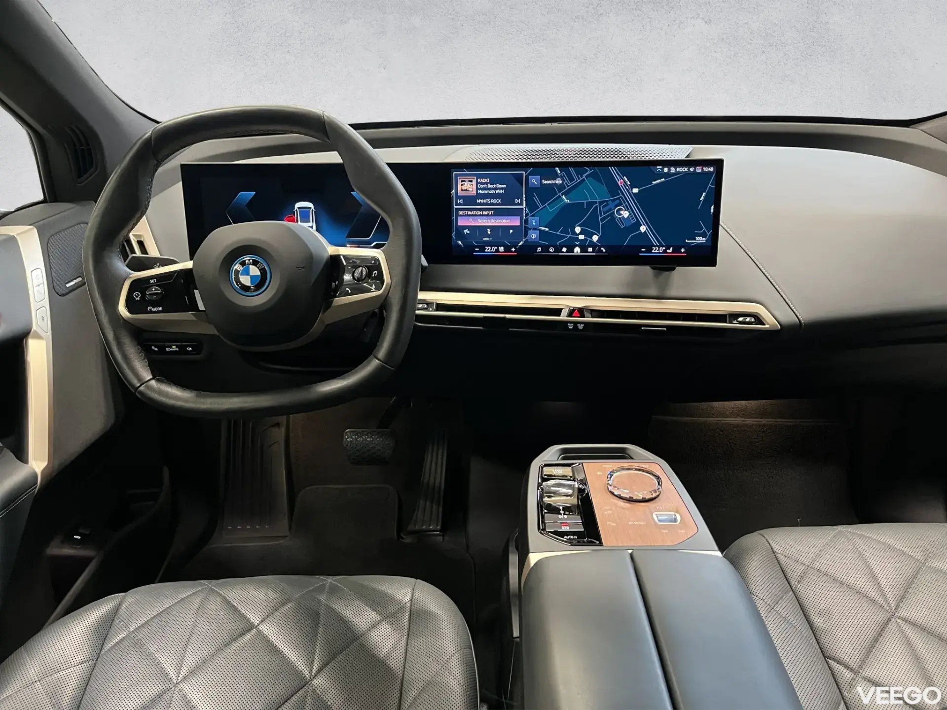 BMW iX Sportpakett 240kW