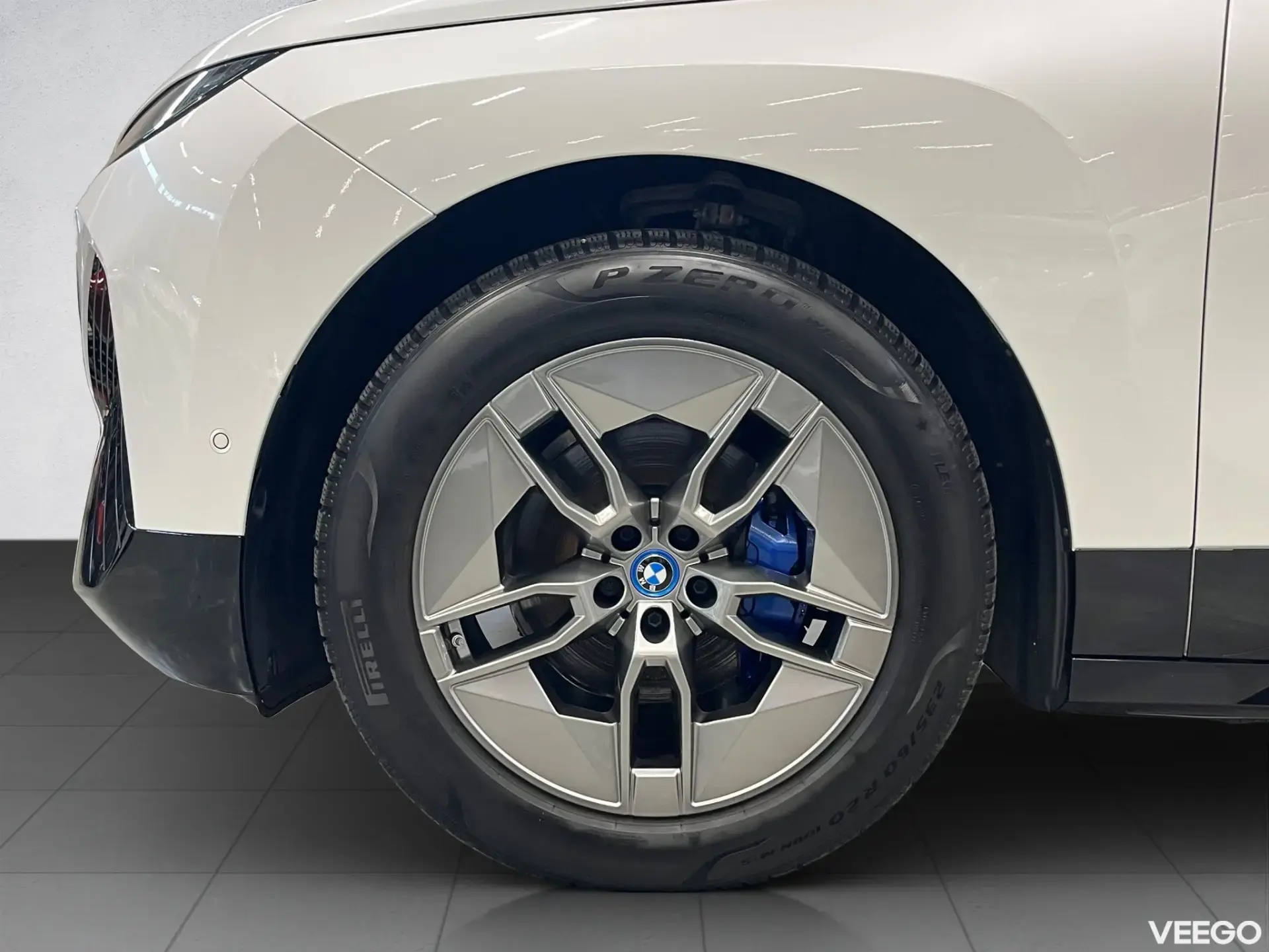 BMW iX Sportpakett 240kW