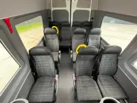 Mercedes-Benz SPRINTER 516 CDI 19 + 1 SEATS 120kW thumbnail