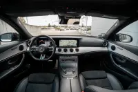 Mercedes-Benz E300 2.0 215kW thumbnail