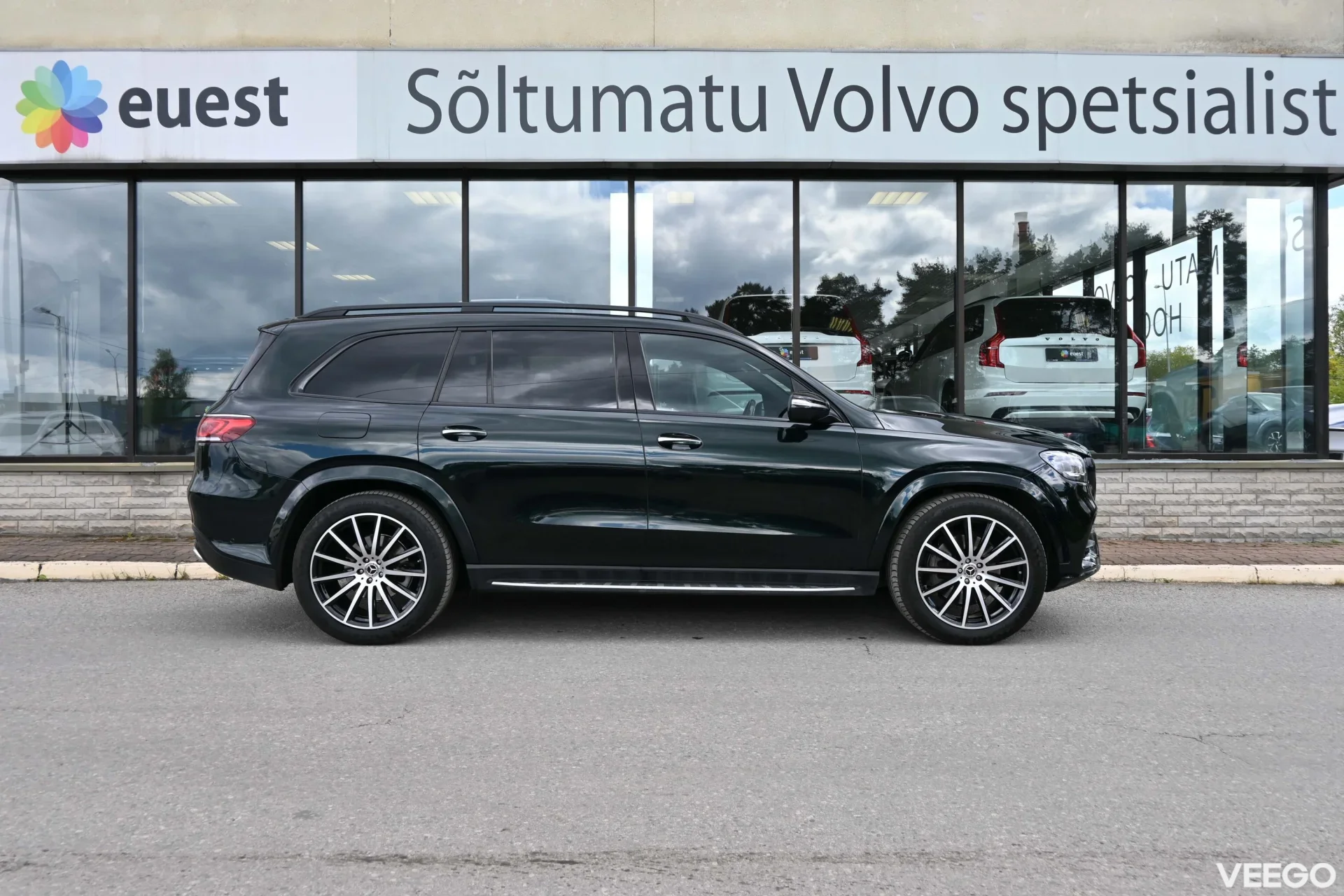 Mercedes-Benz GLS400 4MATIC AMG LUXURY+ BURMESTER FULL 243kW