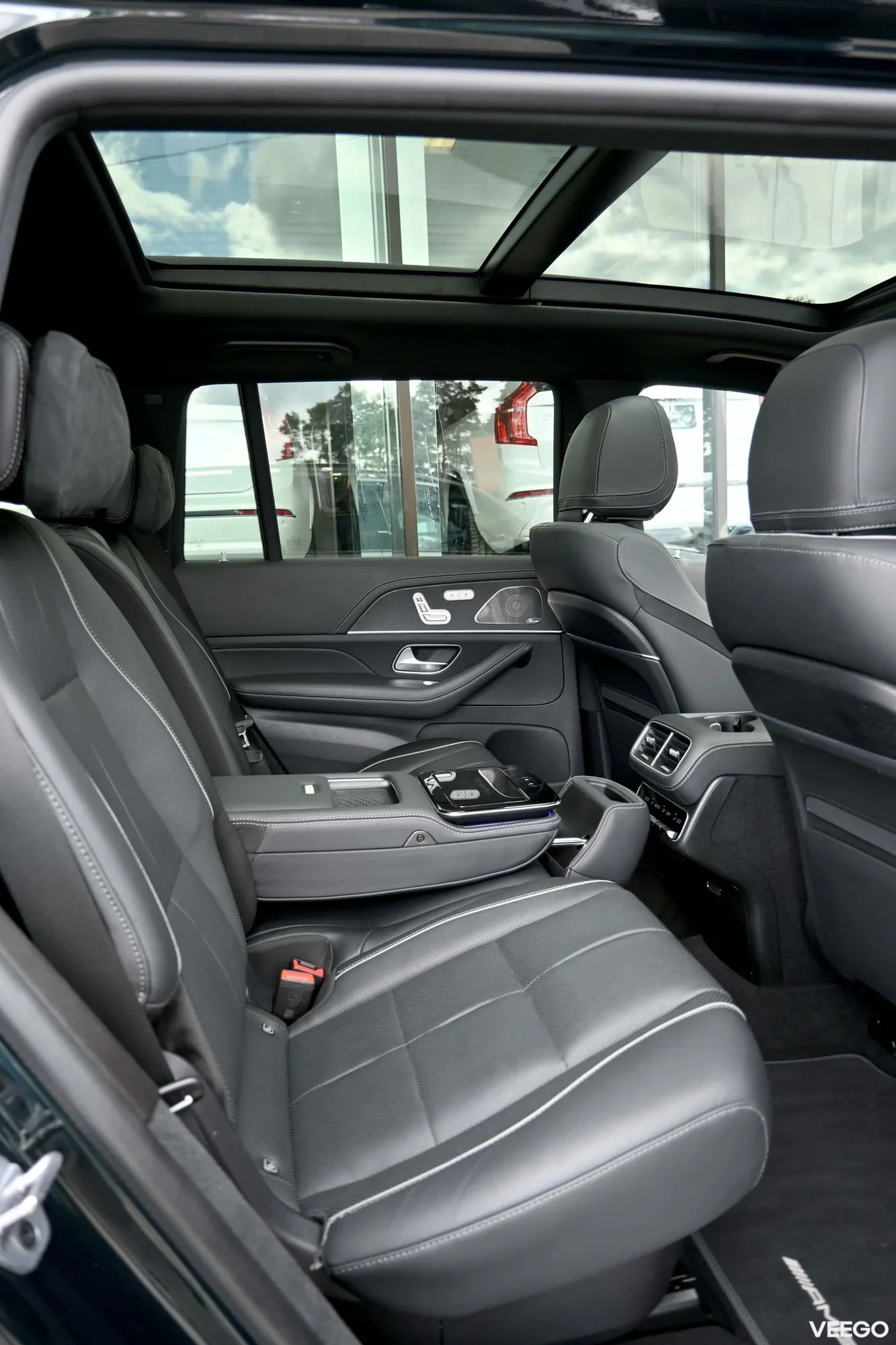 Mercedes-Benz GLS400 4MATIC AMG LUXURY+ BURMESTER FULL 243kW