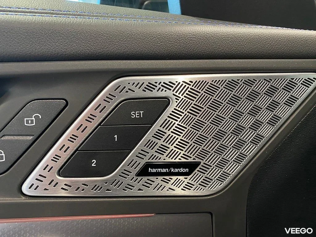 BMW X1 sDrive18i 4,95% ränta M-Sport Elstolar Adap* Fart*