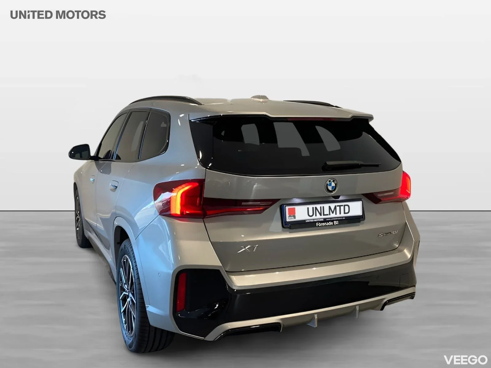 BMW X1 sDrive18i 4,95% ränta M-Sport Elstolar Adap* Fart*