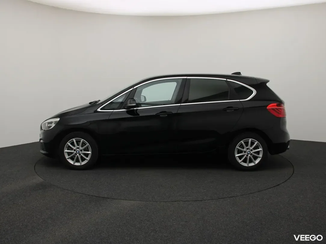 BMW 218 2 110kW