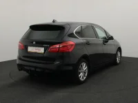 BMW 218 2 110kW thumbnail