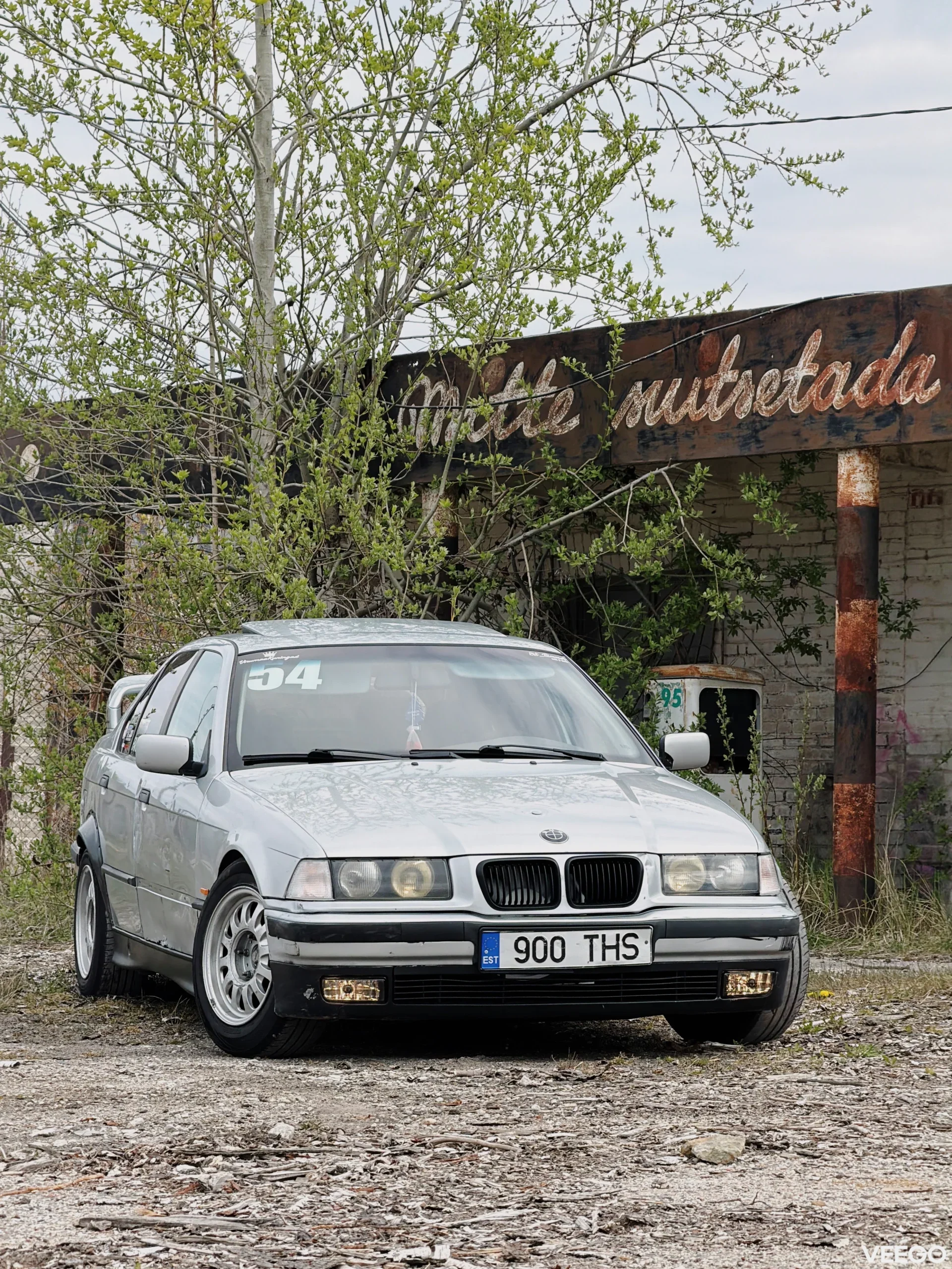 BMW 323 2.5 125kW