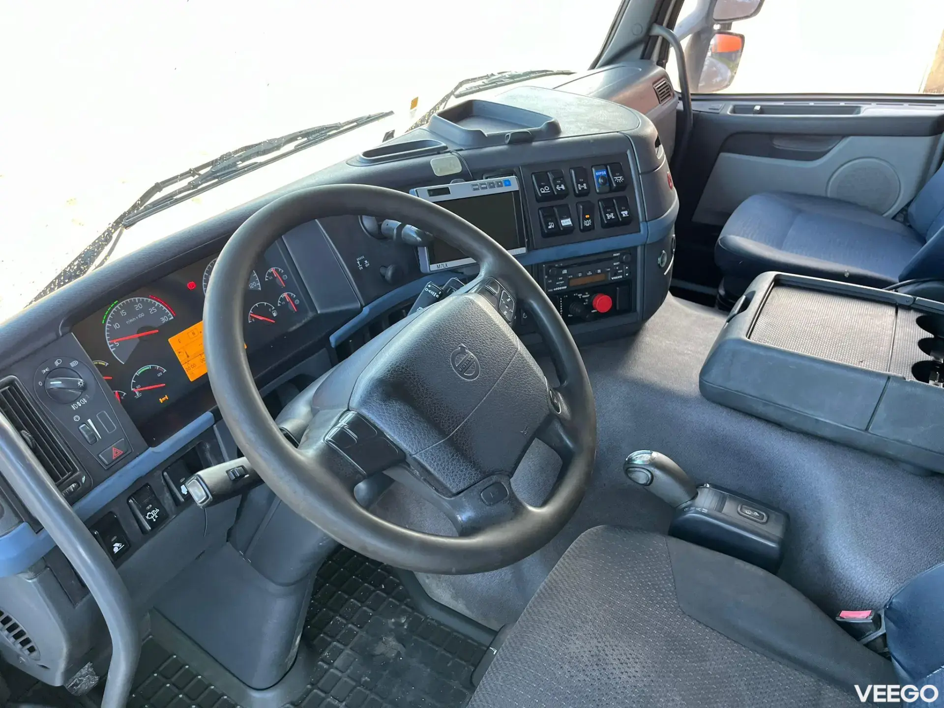 Volvo FM480 FULL STEEL / BOX L=4782 mm 353kW