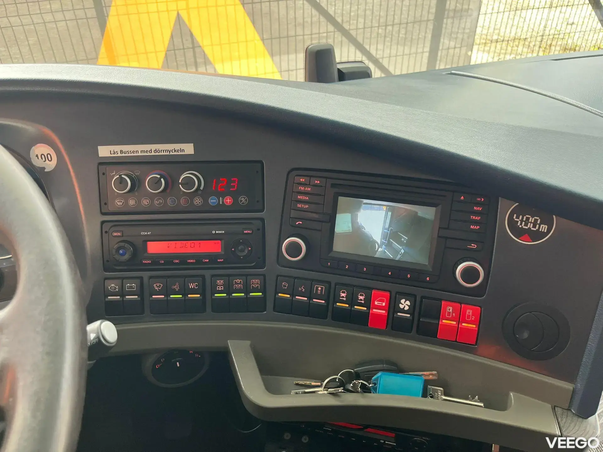 Neoplan SKYLINER L 77 SEATS / AC / AUXILIARY HEATING / WC 371kW