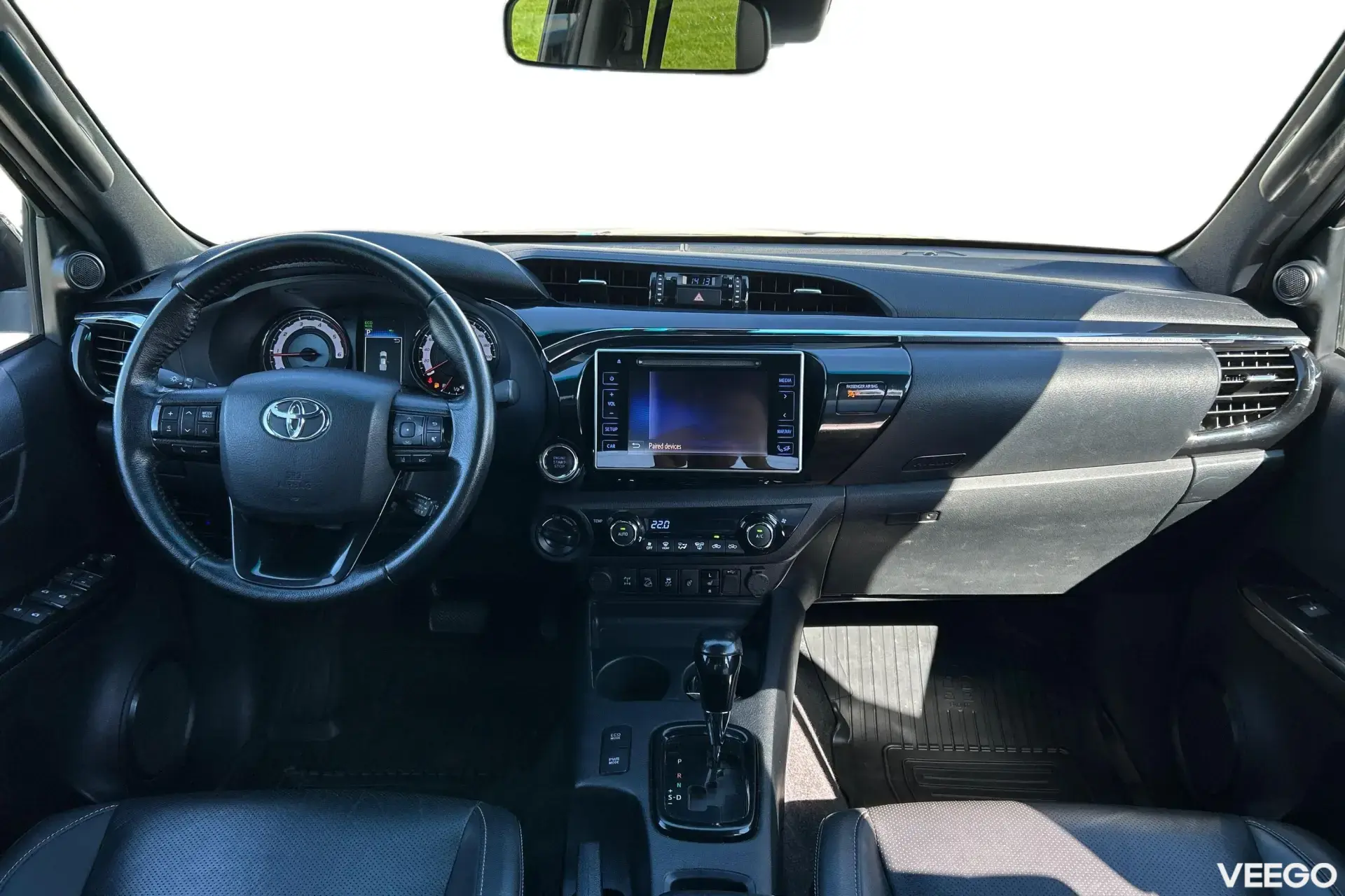 Toyota Hilux Black Edition 2.4 110kW