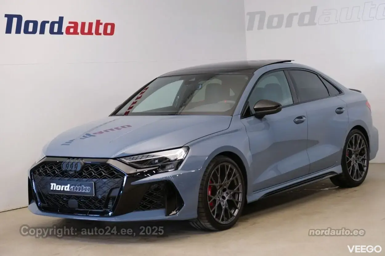 Audi RS 3 - 2.5 294kW