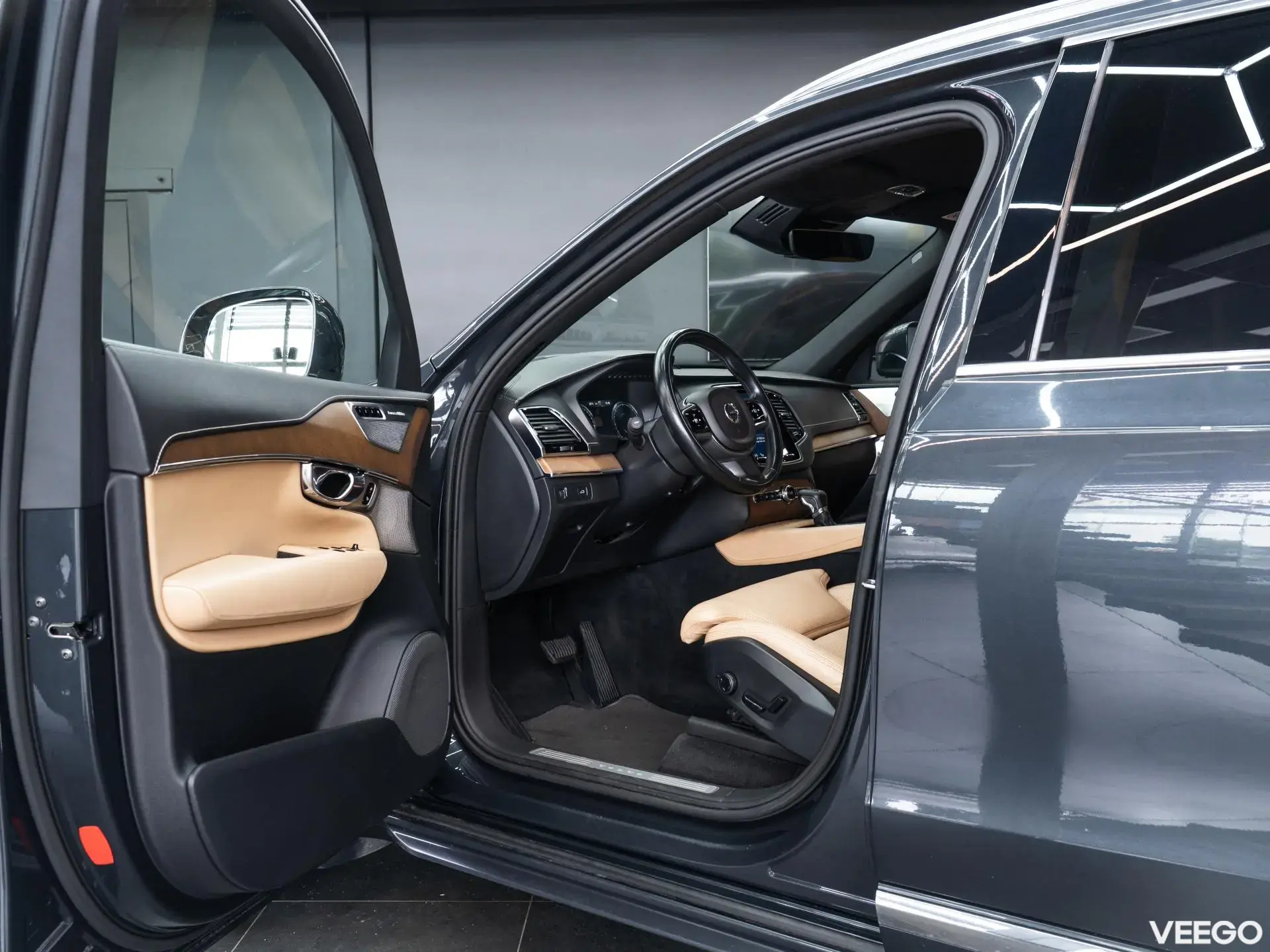 Volvo XC90 2.0 173kW