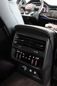 Audi SQ8 320kW thumbnail