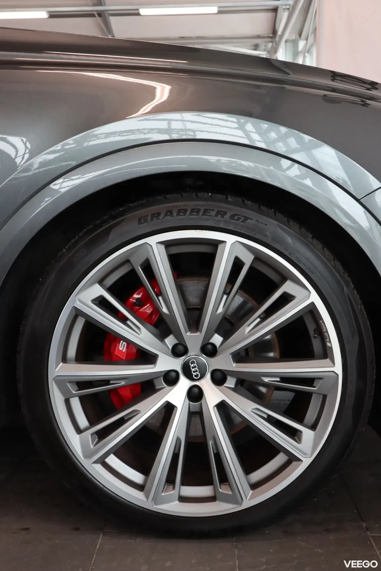Audi SQ8 320kW