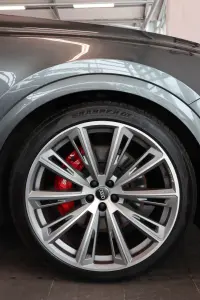 Audi SQ8 320kW thumbnail