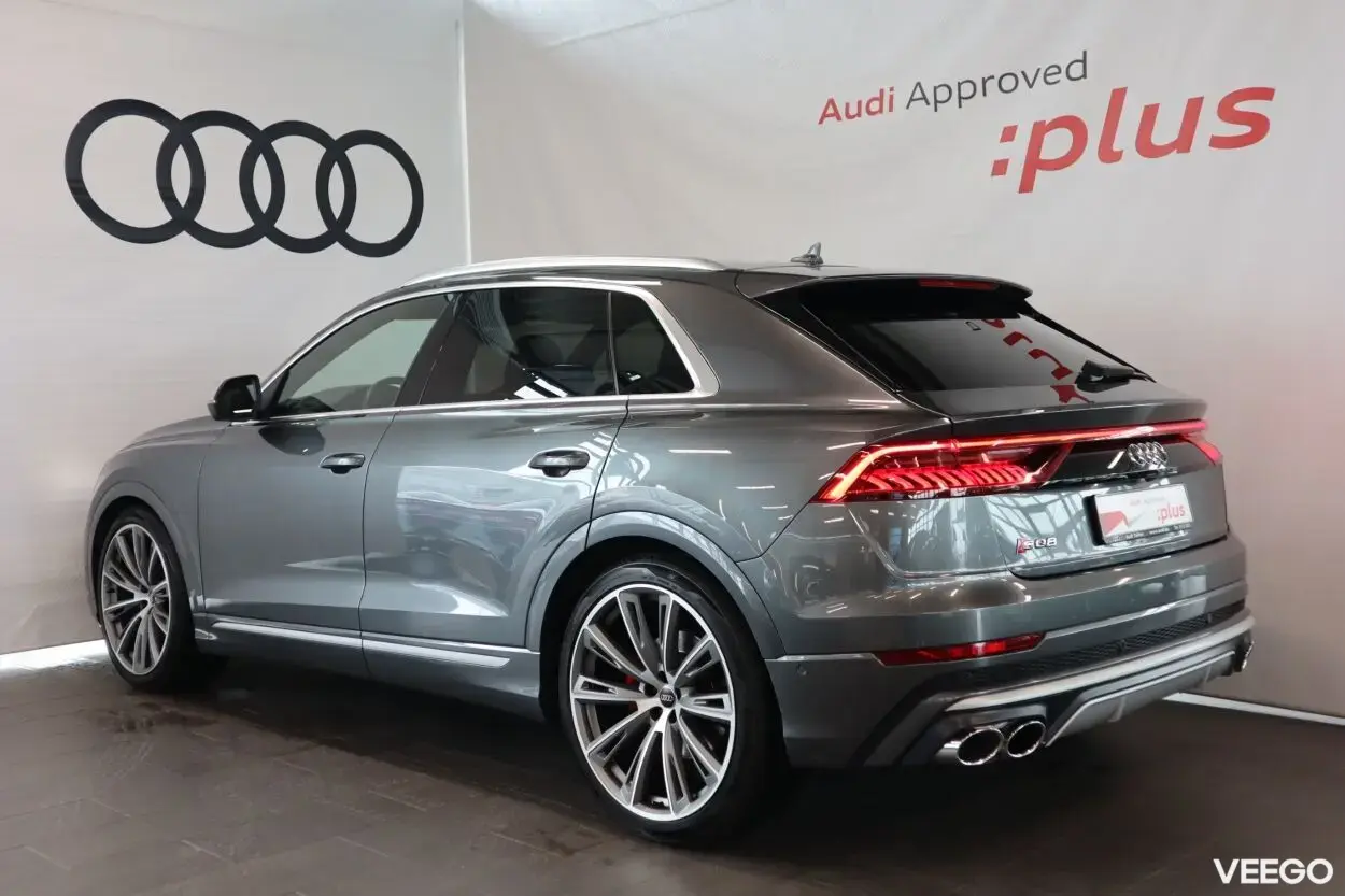 Audi SQ8 320kW