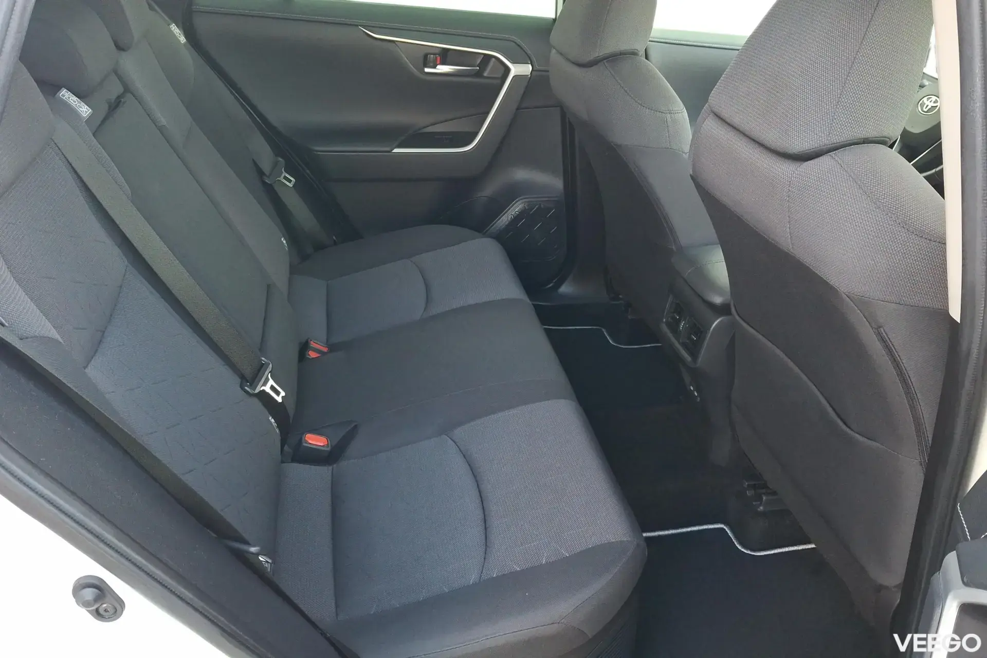 Toyota RAV4 Luxury Comfort Pack 2.5 131kW