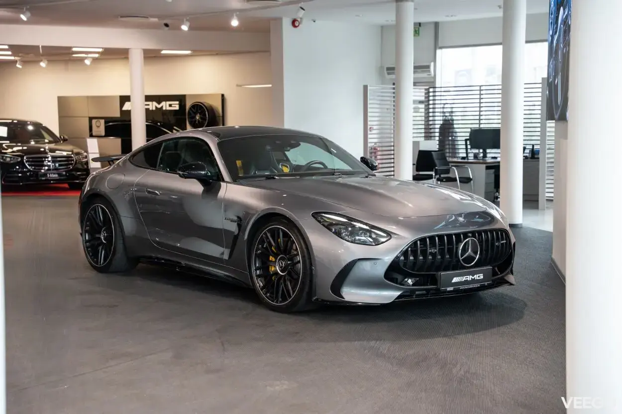 Mercedes-AMG AMG GT 63 4MATIC + 4 430kW