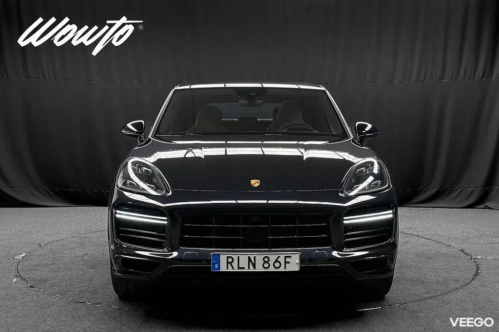 Porsche Cayenne Coupé Turbo S E-Hybrid 680HK /Se Spec /4.95% 500kW
