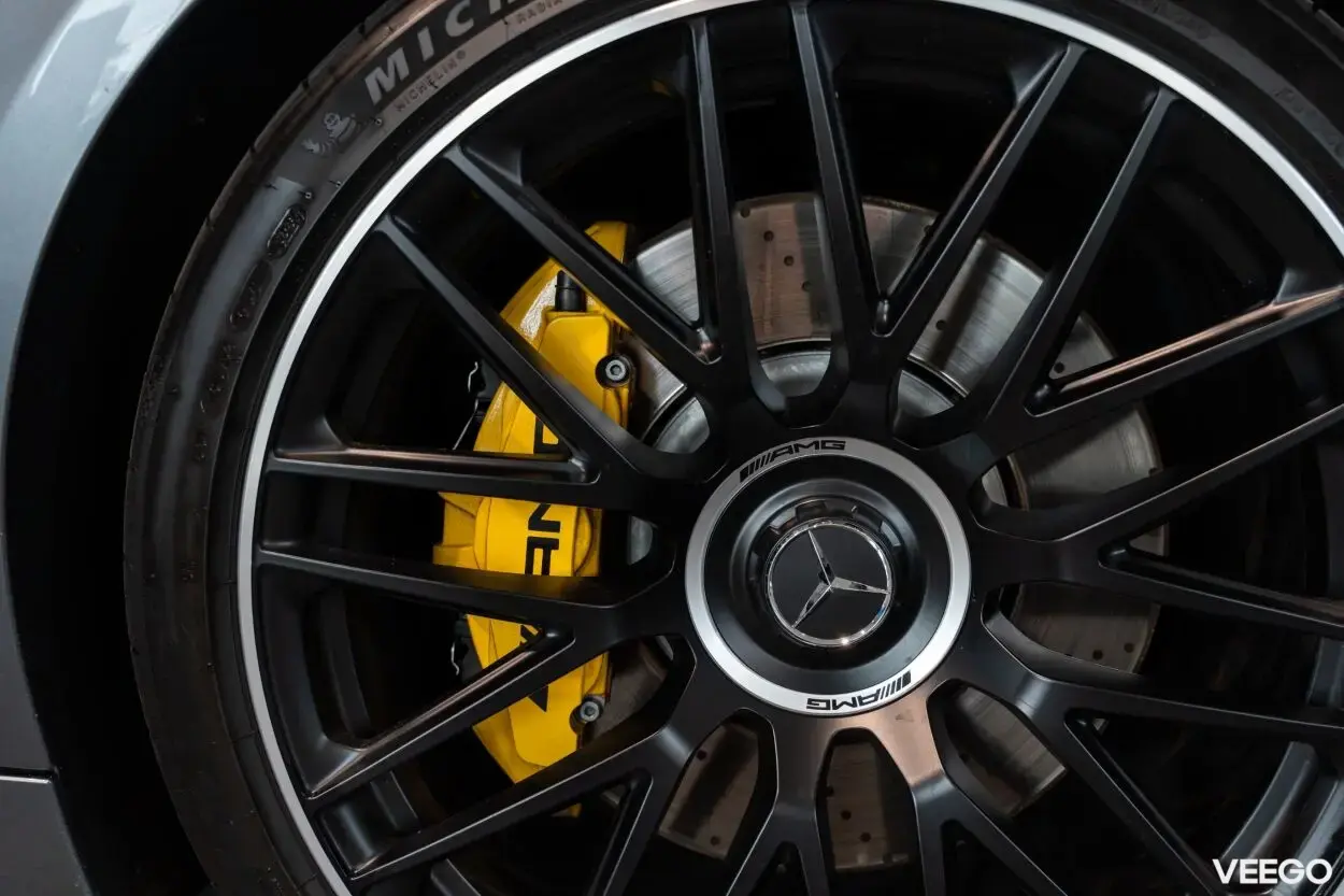 Mercedes-AMG AMG GT 63 4MATIC + 4 430kW