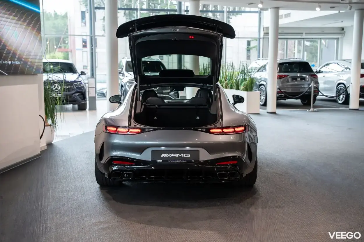 Mercedes-AMG AMG GT 63 4MATIC + 4 430kW