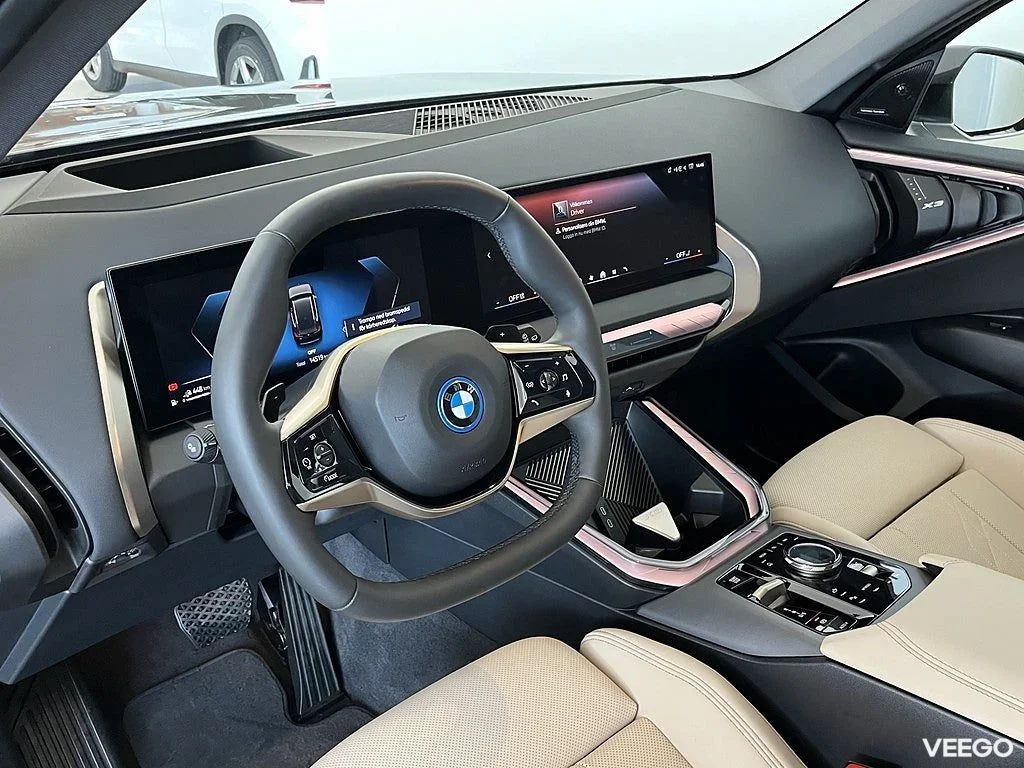 BMW X3 30e xDrive 4,95 ränta H/K Drag Adpt Farth Rattvärme