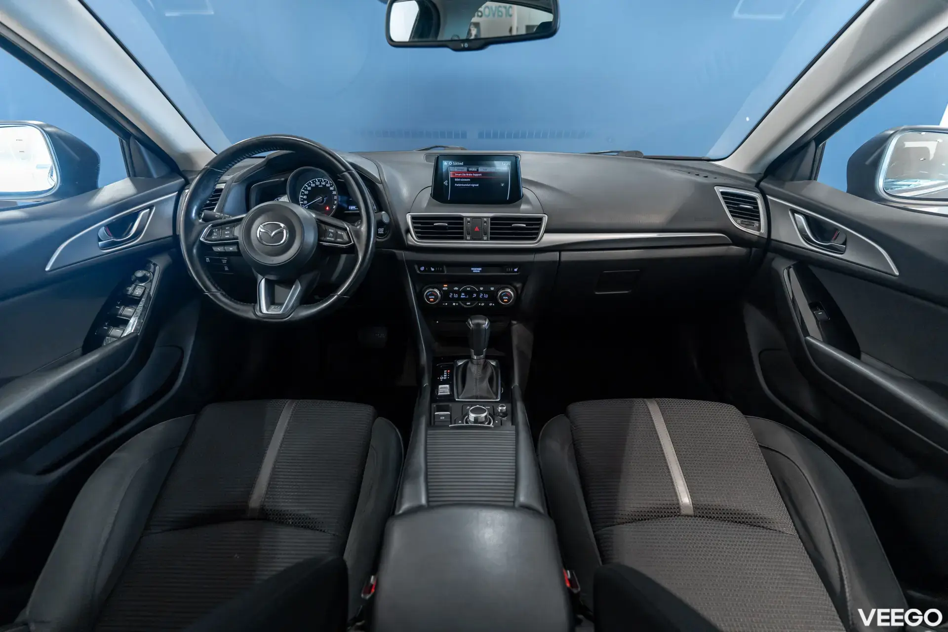 Mazda 3 Skyactive-G Premium Plus 88kW