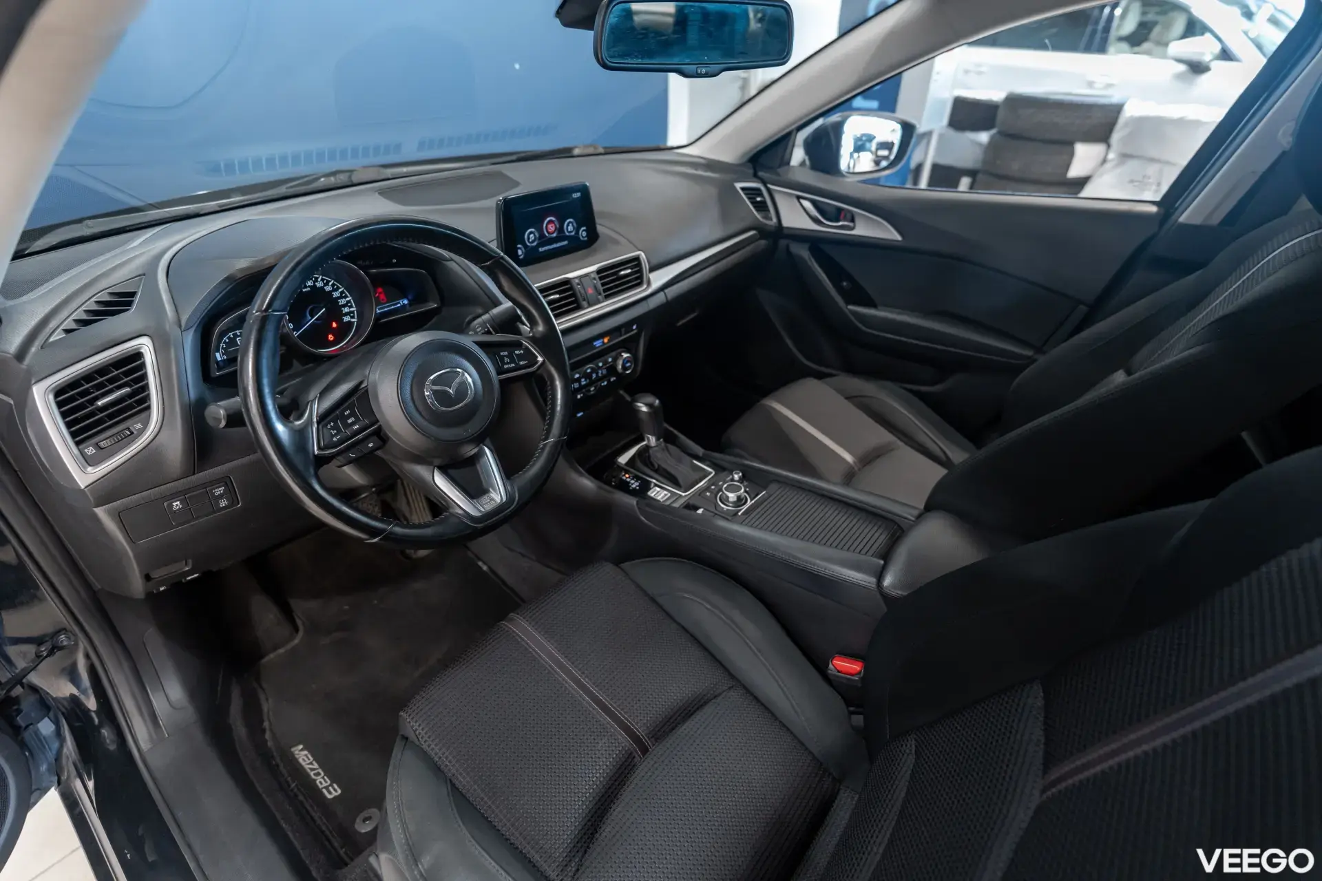 Mazda 3 Skyactive-G Premium Plus 88kW