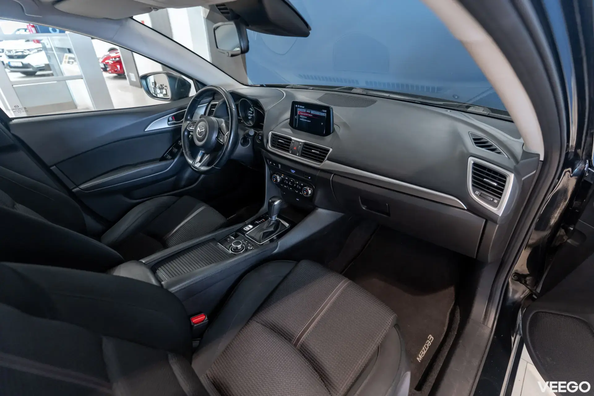 Mazda 3 Skyactive-G Premium Plus 88kW